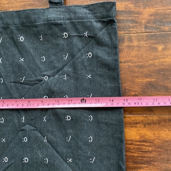 FREE **** Madewell Insider Tote - Picture 5 of 9